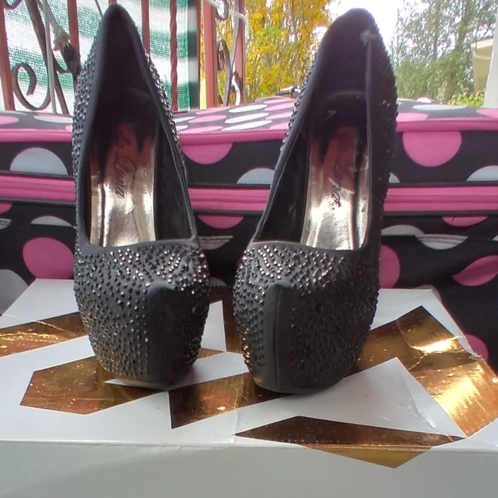Black heels